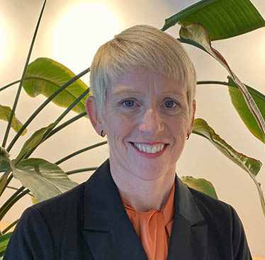 Portrait of Dr Jo Coombe